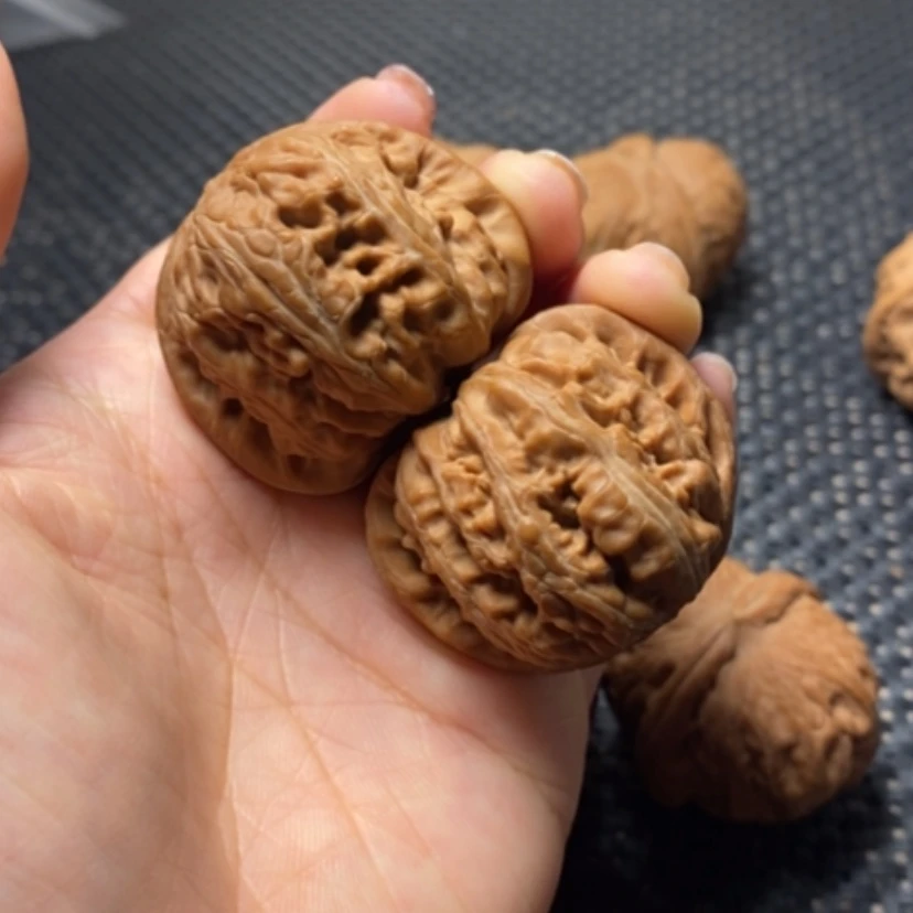 【闪购商品】文玩核桃吊坠?****