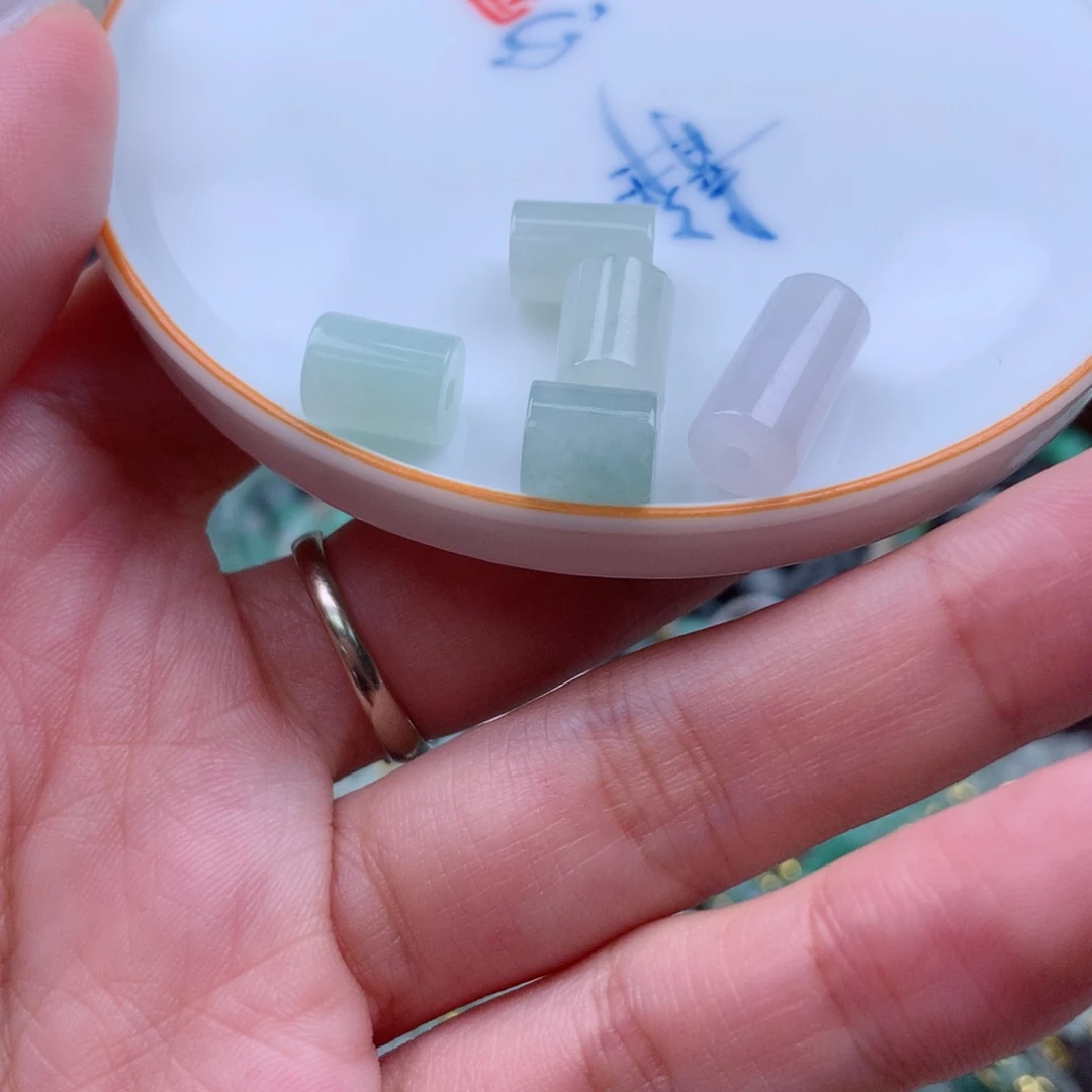 翡翠散珠桶珠一手