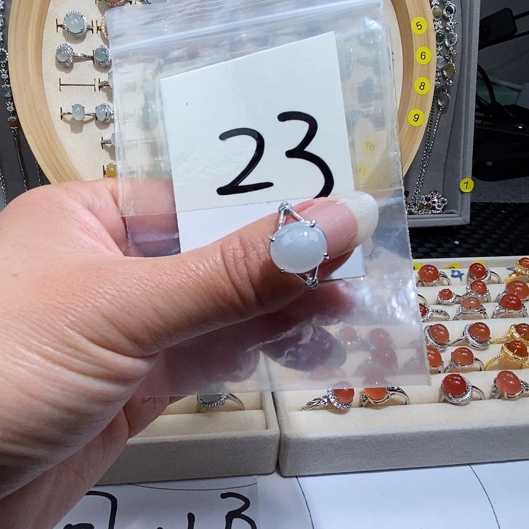 翡翠未镶嵌戒指缅甸