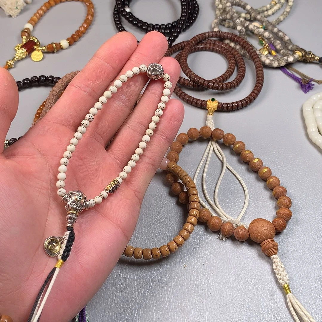 吊坠星月菩提。。。。。。。。。。