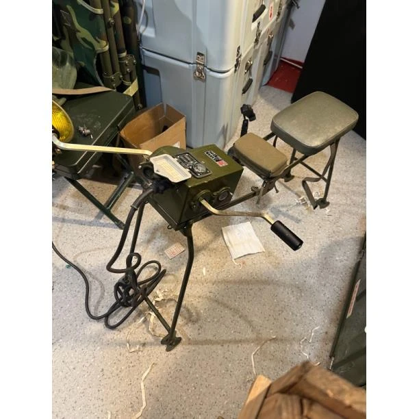 正品老货手摇发电机全新库存