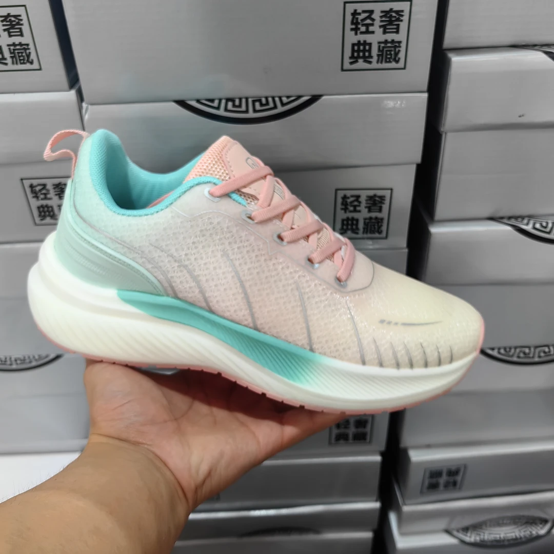 158休闲鞋时尚休闲鞋运动鞋