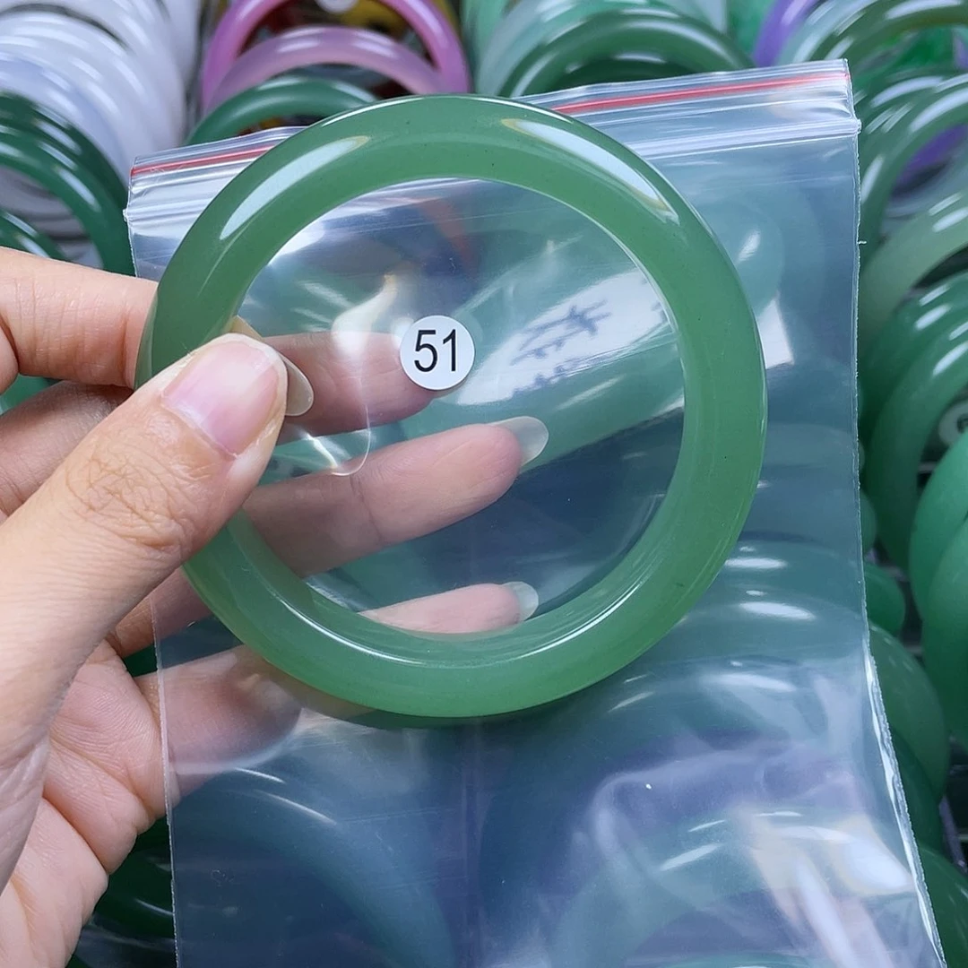 【闪购商品】未镶嵌手镯石英岩玉