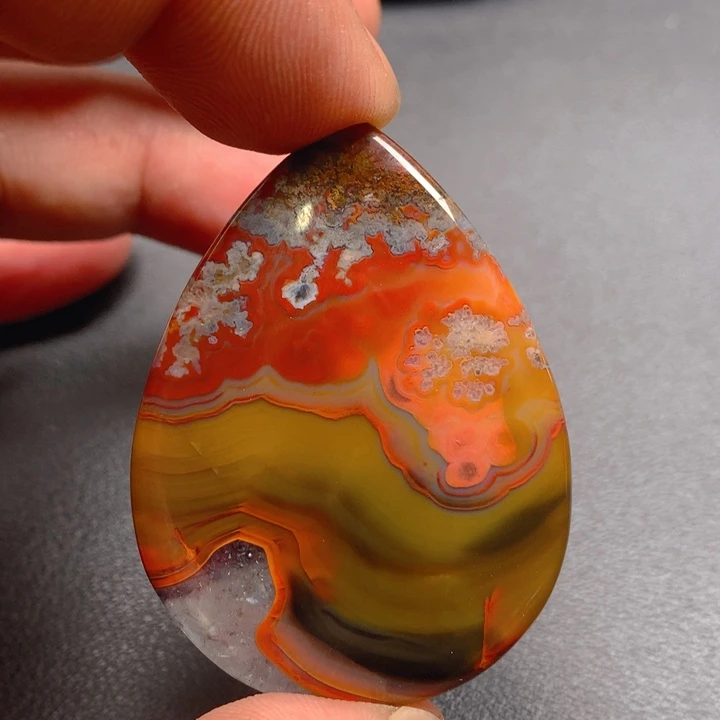 玛瑙/玉髓颈饰未镶嵌拜**侯