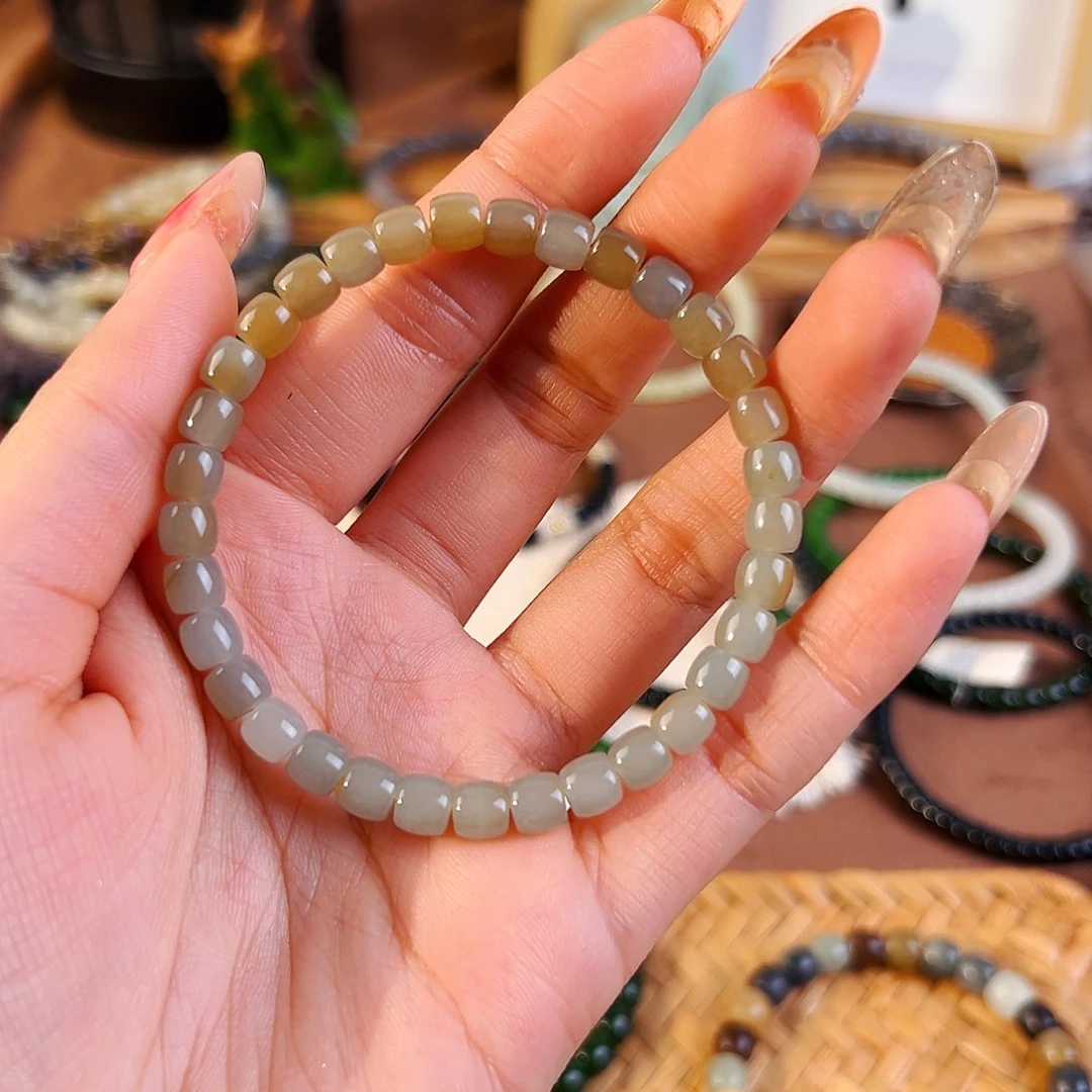 和田玉未镶嵌手串