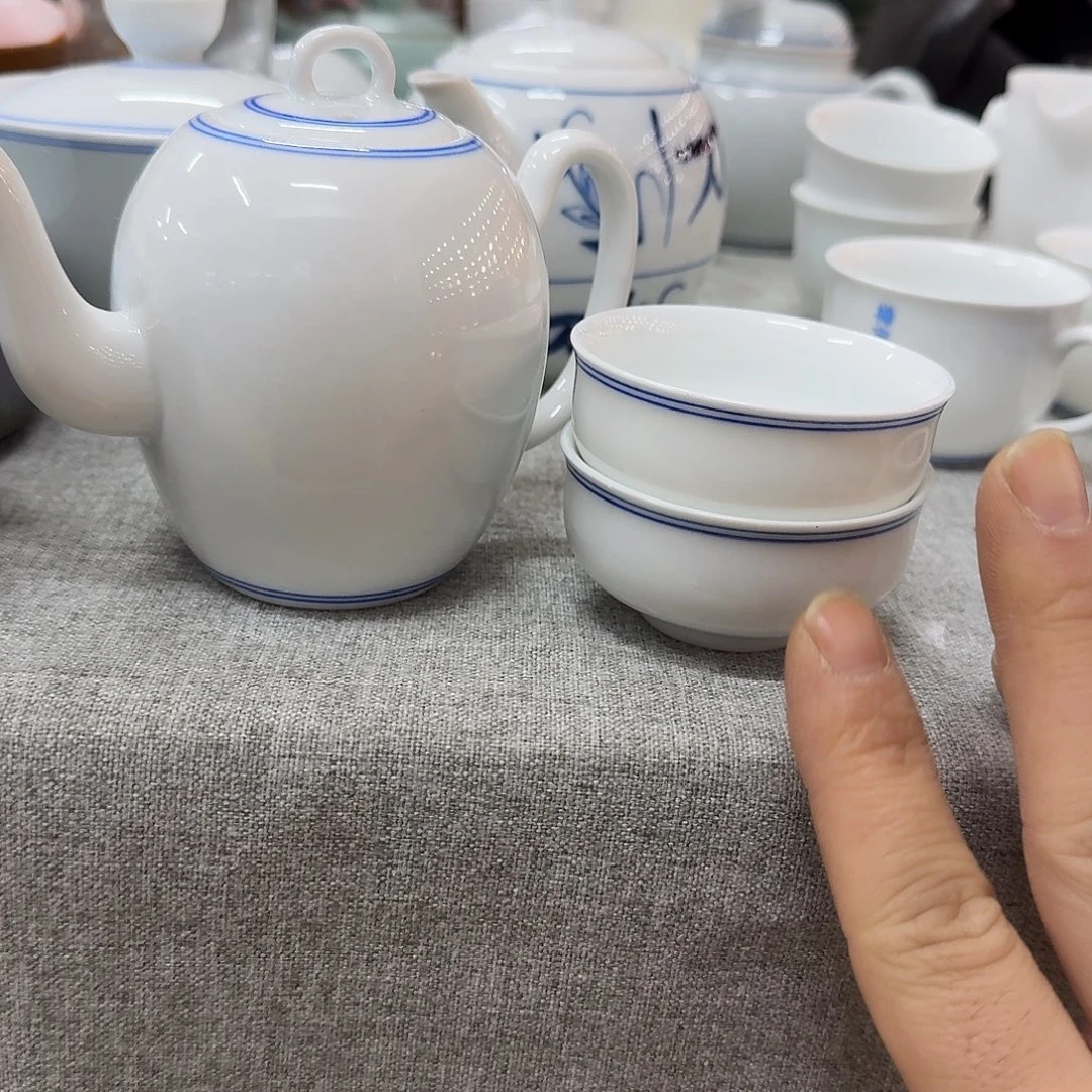 陶杯子微瑕美人壶➕2个杯子
