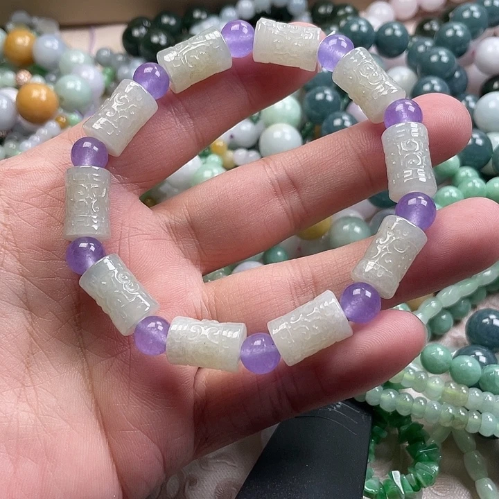 翡翠未镶嵌颈饰88