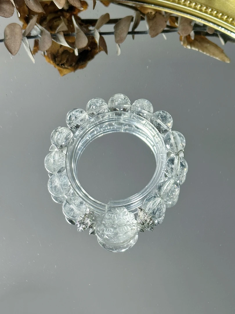 （雪狐）白阿塞白水晶狐牌水晶手串  颜色微差多样性发其一B011