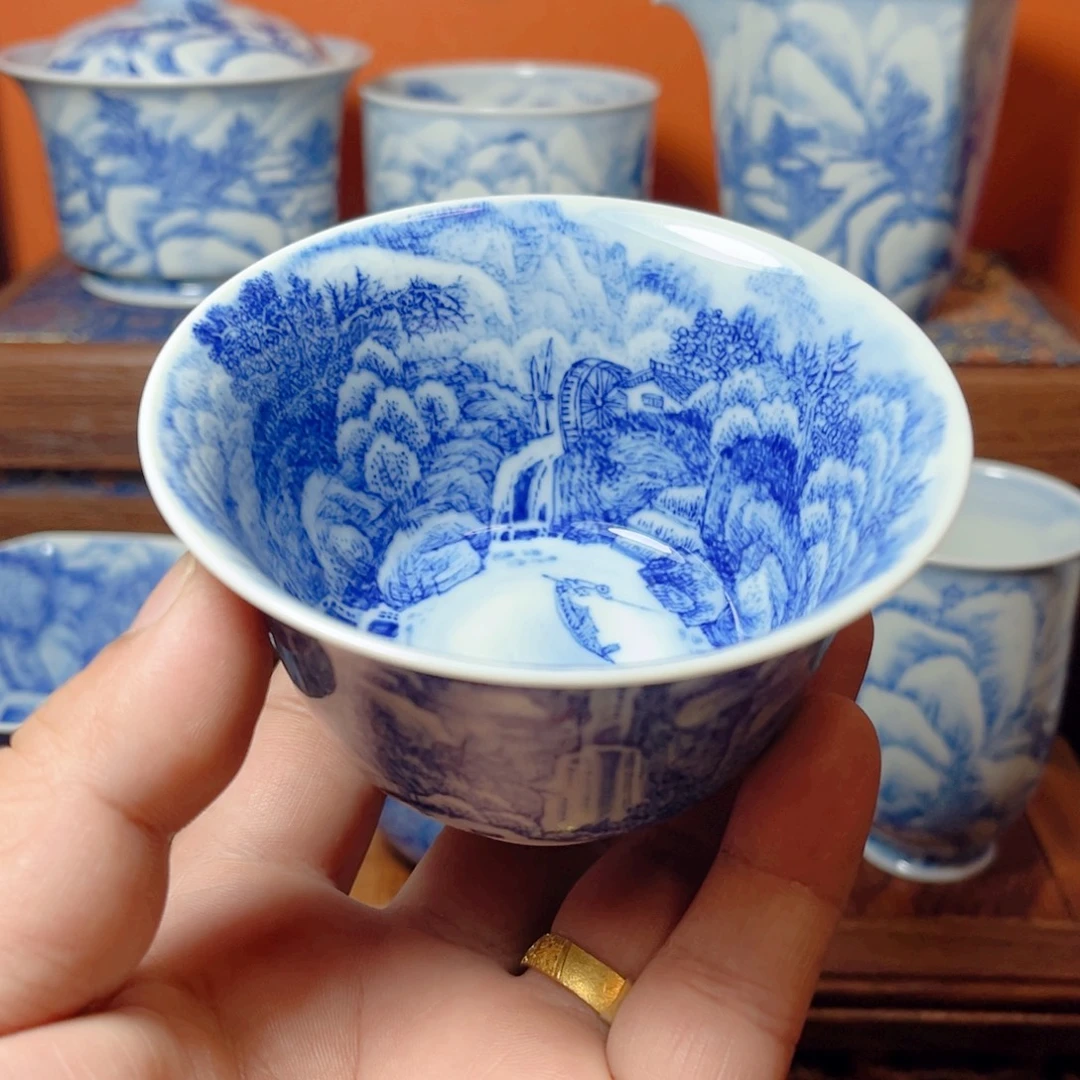 金钟杯国画山水青花