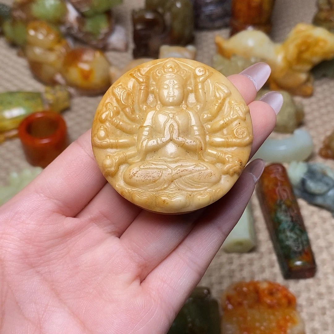 未镶嵌蛇纹石玉颈饰
