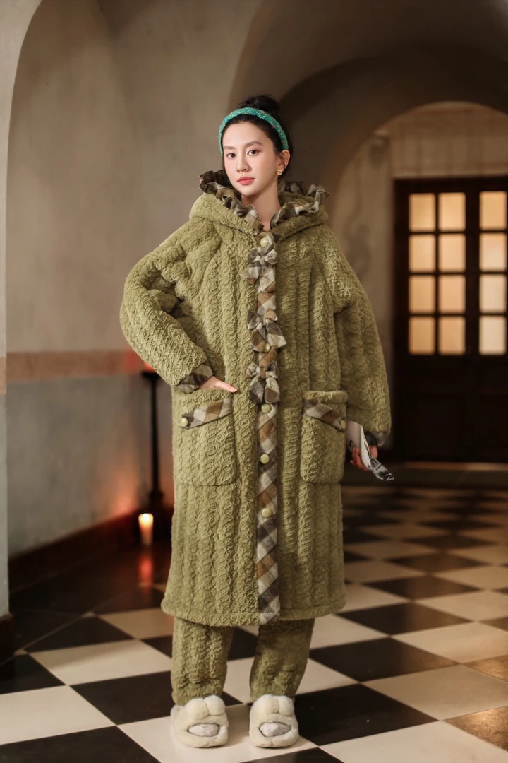 7772长款咸菜绿连帽款保暖冬季加厚家居服套装时尚