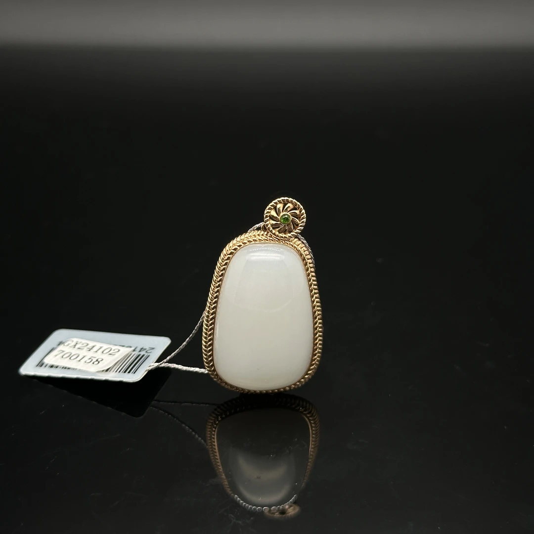 DS190和田玉吊坠