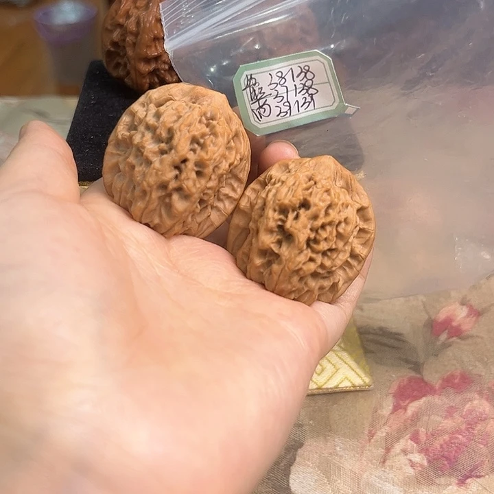 文玩核桃把件非嫁接马老四