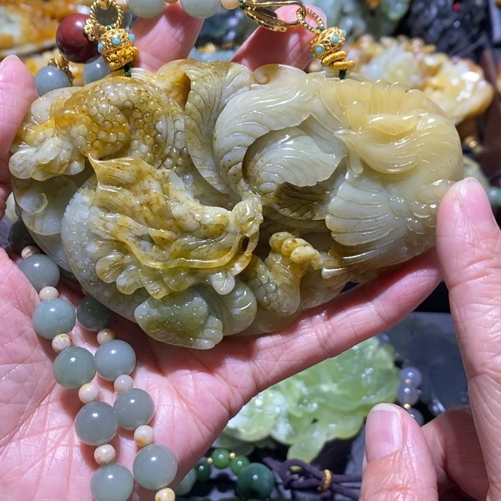 岫玉岫玉吊坠未镶嵌