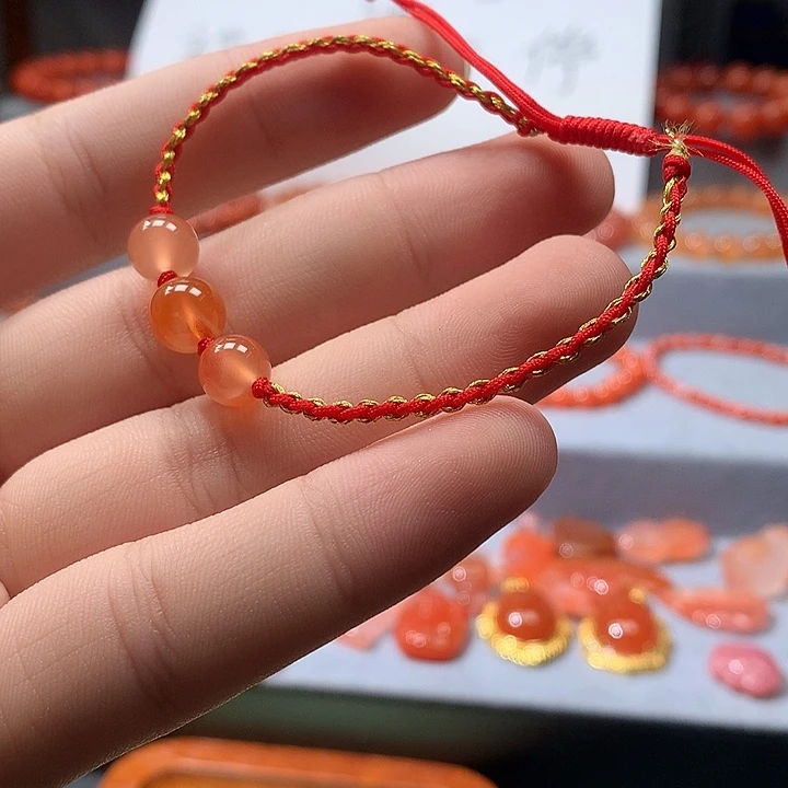 南红玛瑙未镶嵌手链