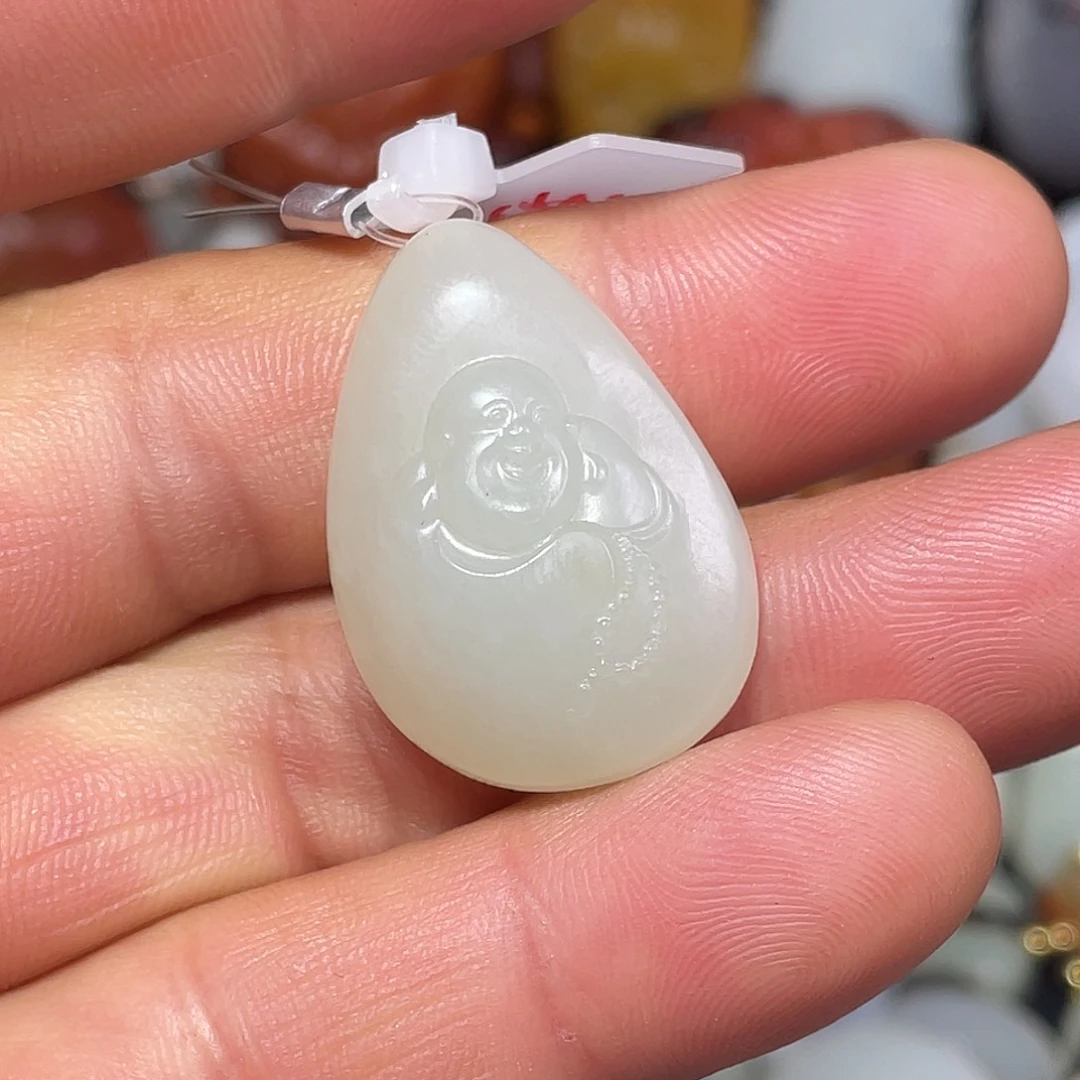 和田玉未镶嵌颈饰吊坠