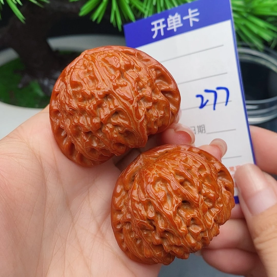 文玩核桃把件47三角白277