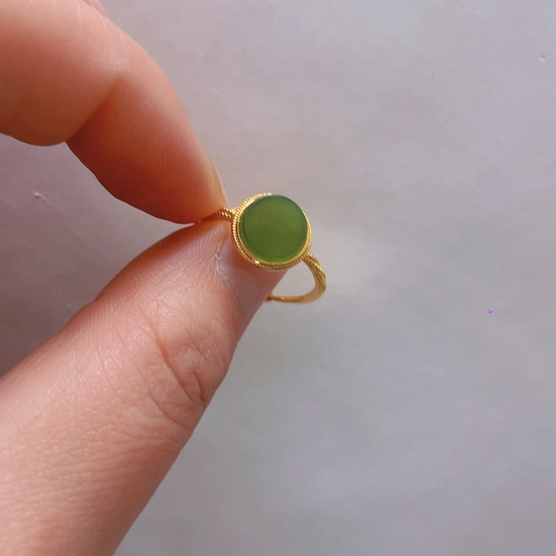 和田玉戒指银S925镀金镶嵌