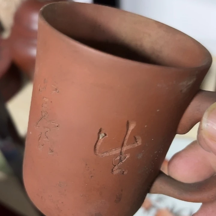 洪***磊摆件陶瓷摆件不固定一件