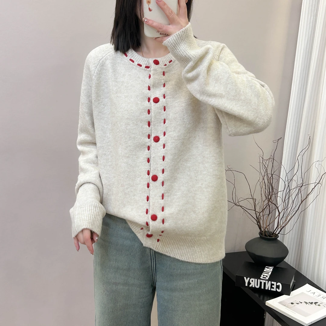 红色包扣虚线圆领针织衫开衫春秋季新款上衣宽松韩版百搭毛衣外套