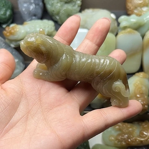 颈饰未镶嵌和田玉温*