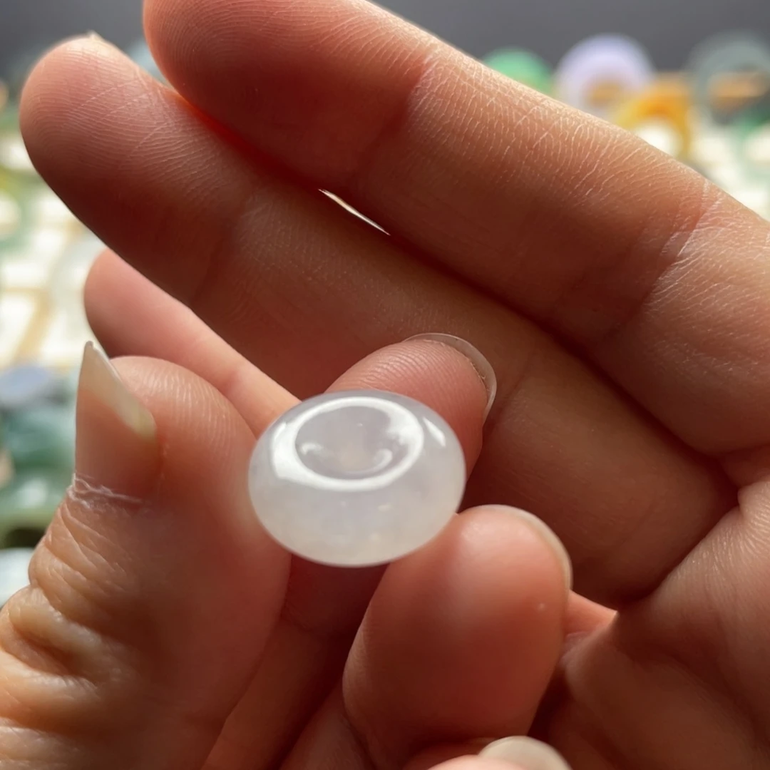 定制翡翠未镶嵌翡翠小扣子