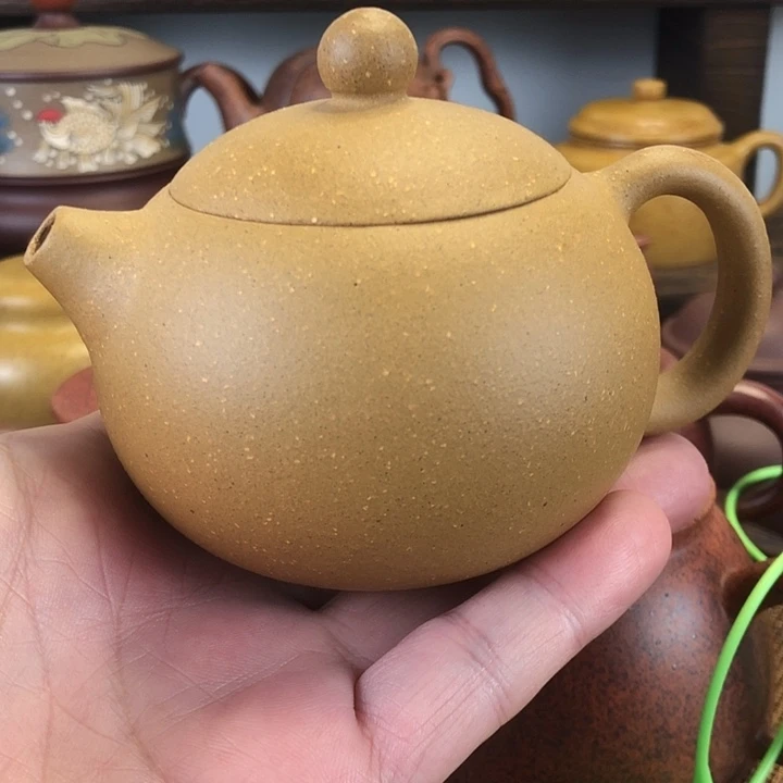 紫砂茶壶黄金段盖上有不明显应急不明显的印