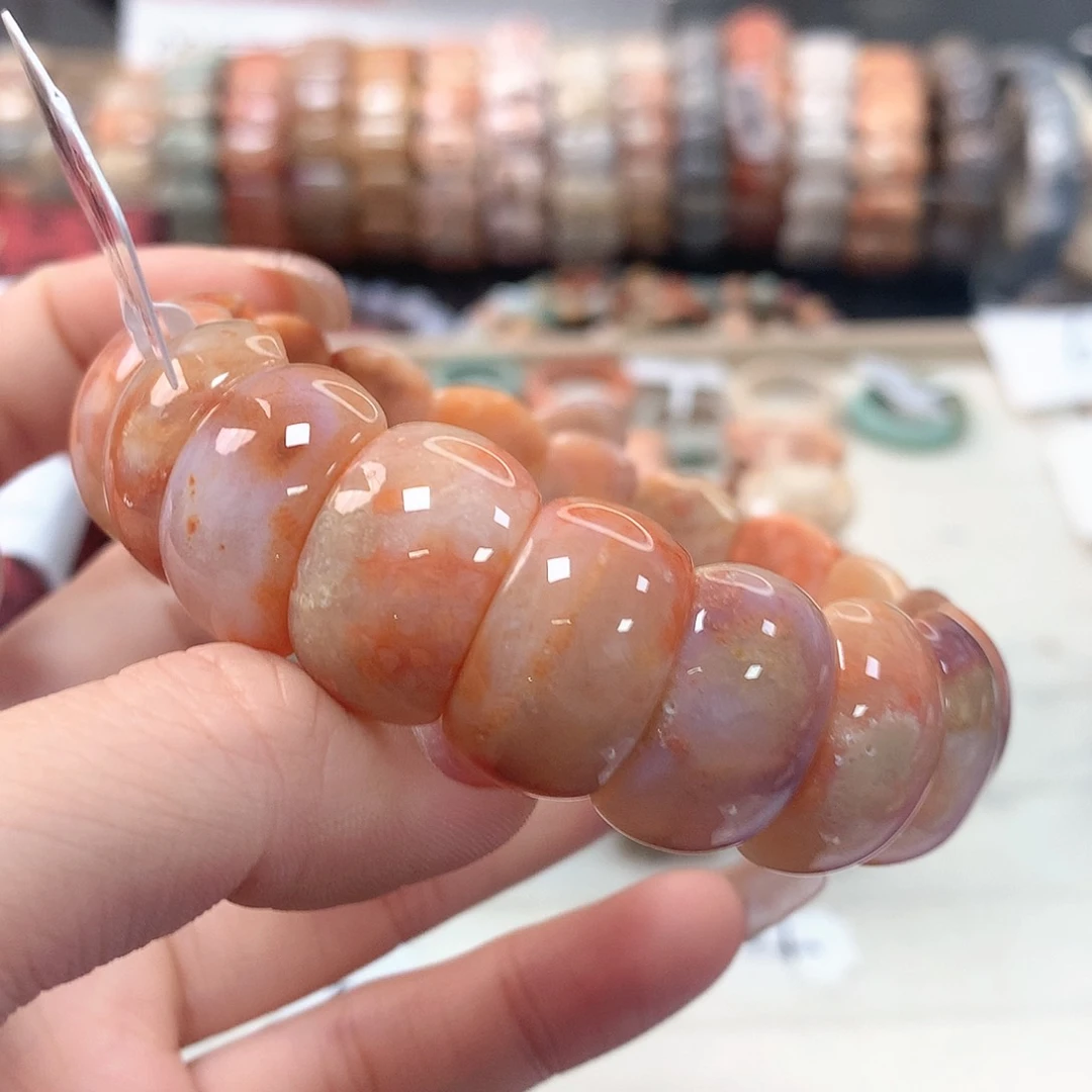 硅化珊瑚（珊瑚玉）手链未镶嵌乌****子314