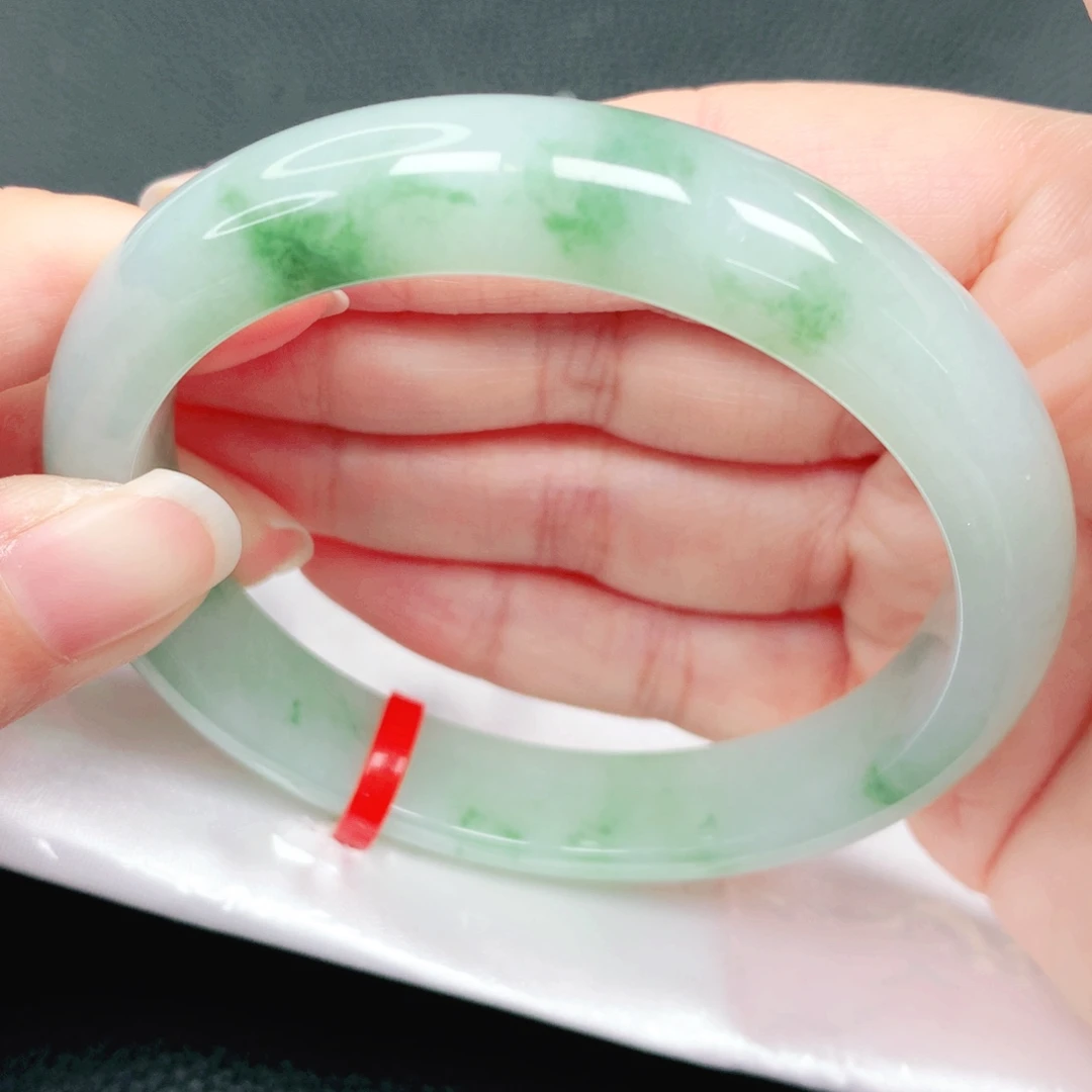 翡翠未镶嵌手镯61圈