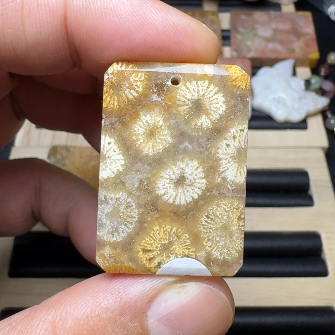 硅化玉未镶嵌纯天然色有机玉石保真色