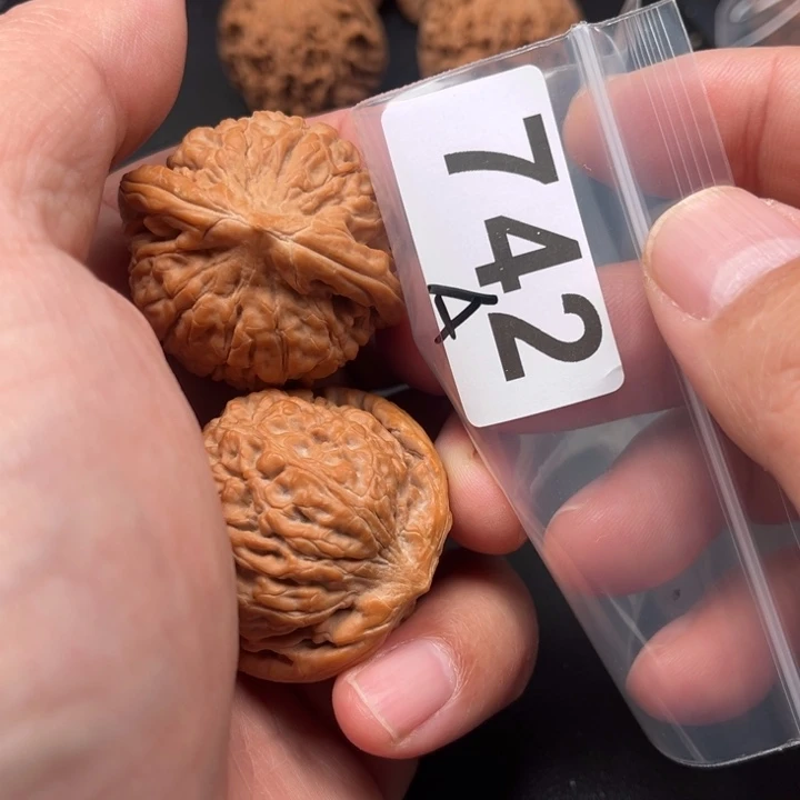 桃核把件莲花40个