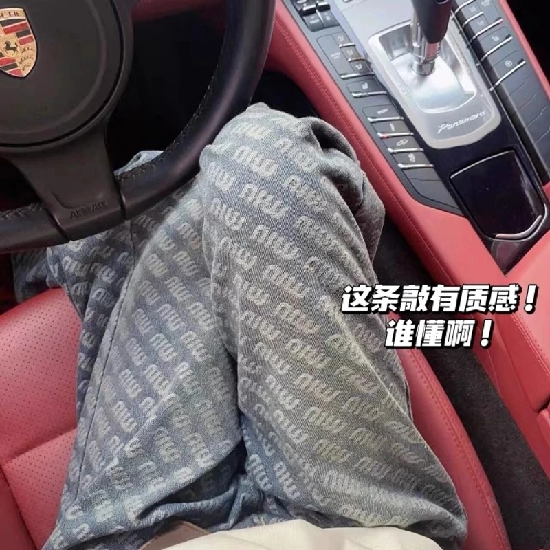 孕妇裤子秋冬复古字母印花牛仔裤高腰托腹直筒阔腿裤怀孕裤子外穿