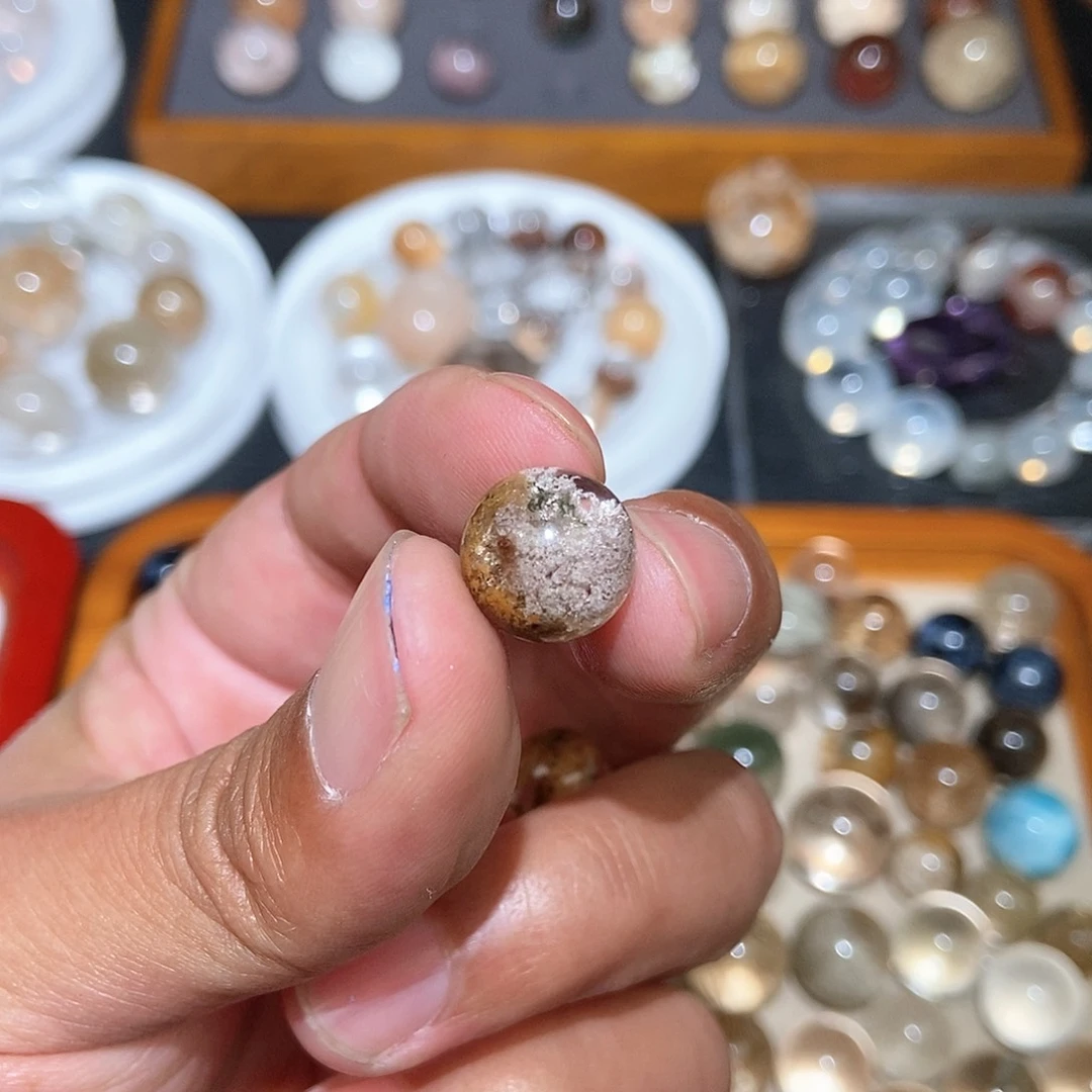 水晶单珠单珠单珠单珠单珠未镶嵌M****?