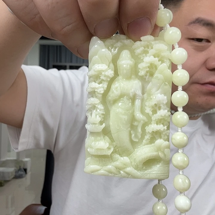 透闪石-蛇纹石玉未镶嵌颈饰多样性发货一个