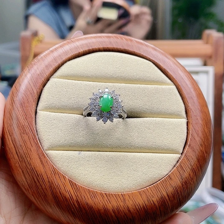 翡翠未镶嵌颈饰天然翡翠Ａ货