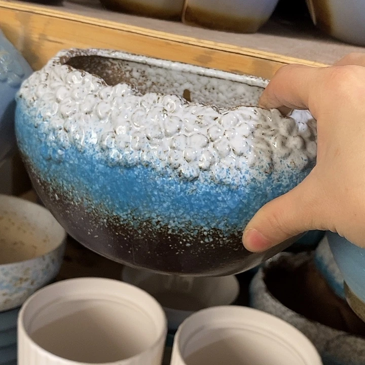 陶盆有孔 瑕疵针孔漏釉介意勿拍外口 16*6外高11