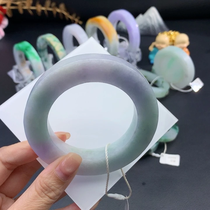 定制翡翠手镯未镶嵌