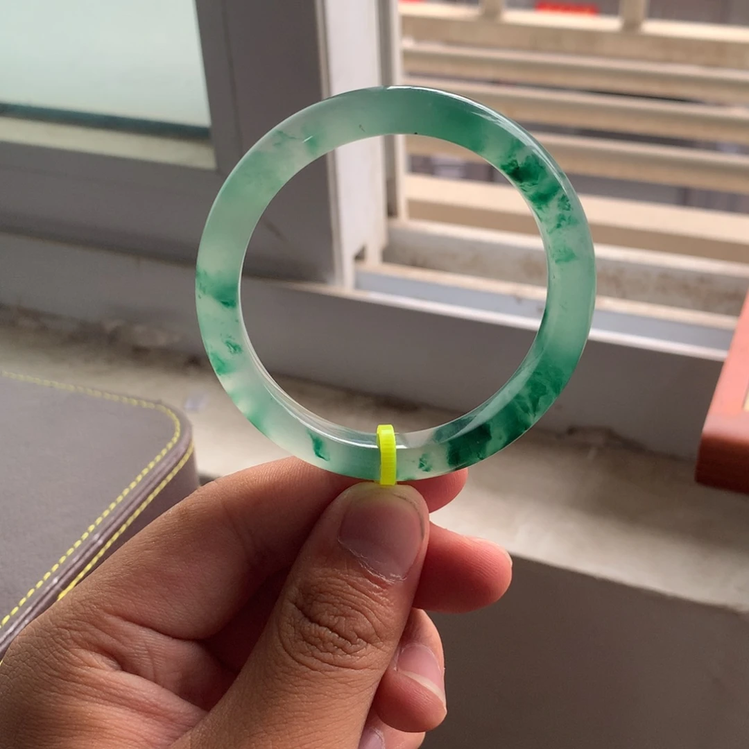 石英质玉手镯未镶嵌加*