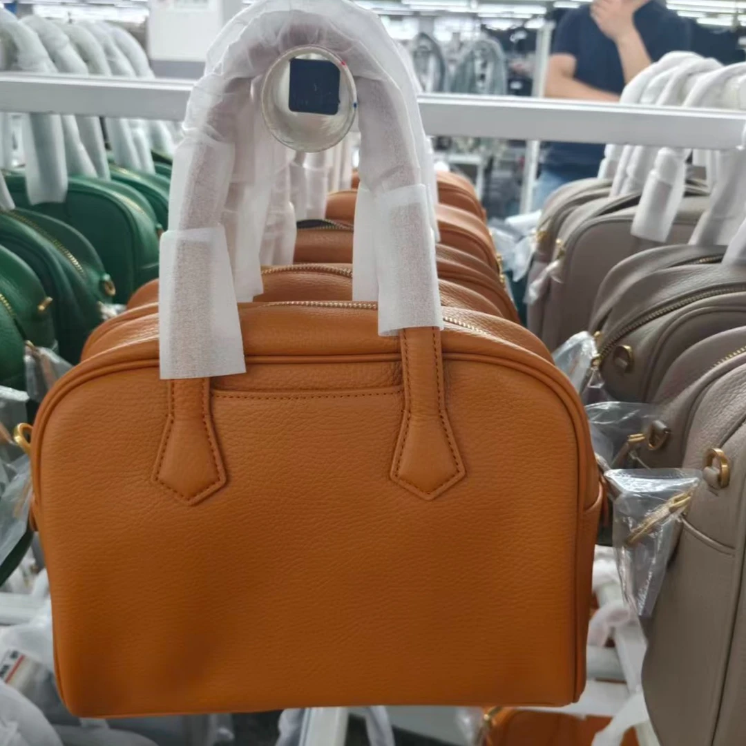 新款爱玛牛皮波士顿斜挎包休闲单肩包大容量手提包25C0686