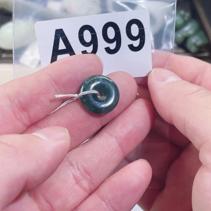 和田玉未镶嵌车挂用****6