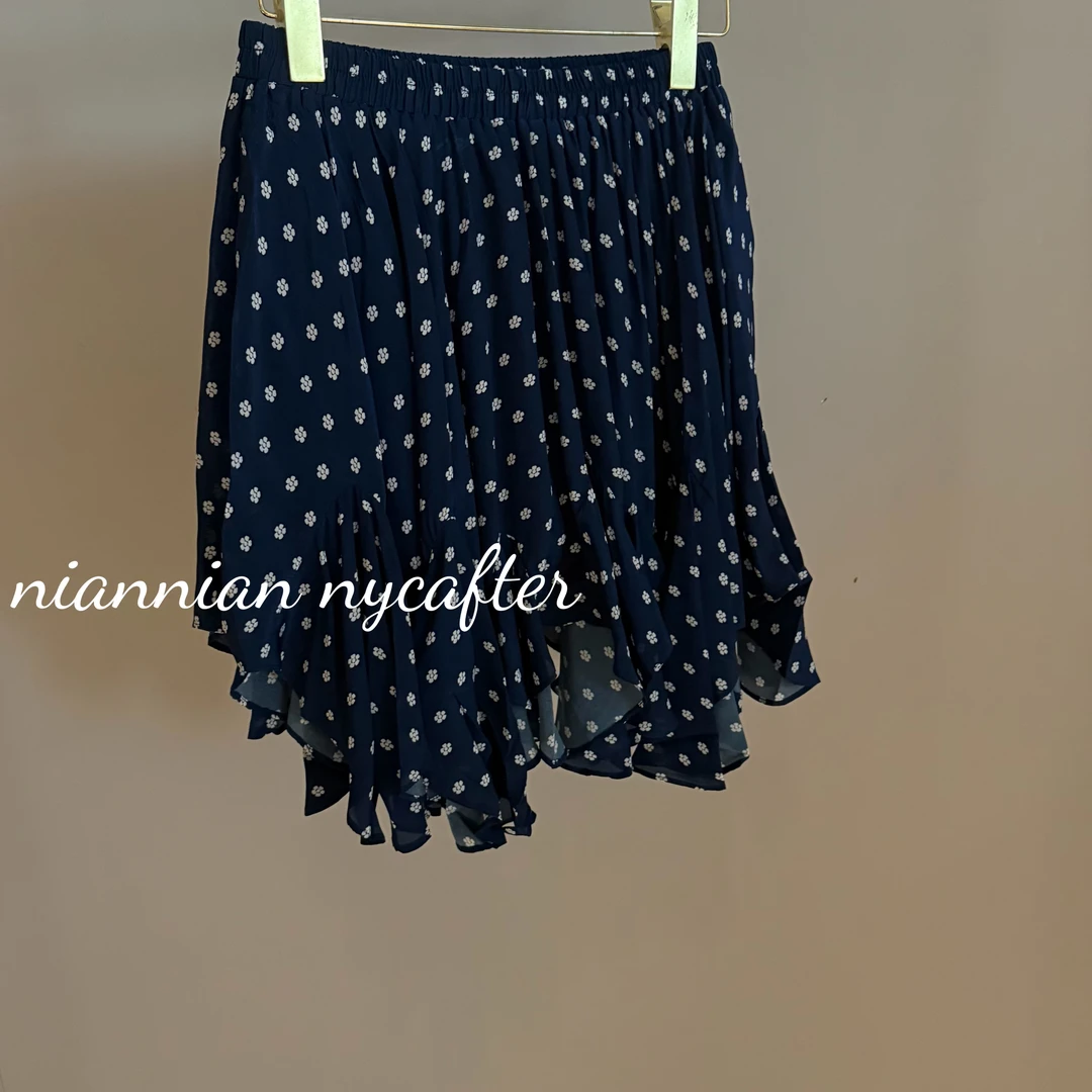 [春夏2025]人丝碎花不规则短裙iu2124