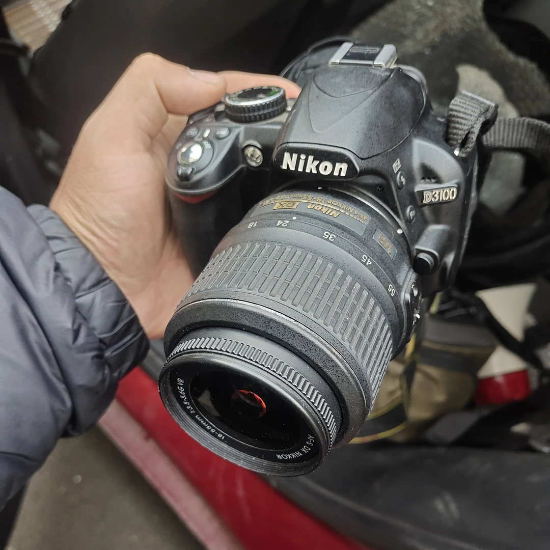 8新 Nikon/尼康 尼康数码相机d3100，功能正常全好，有卡和电池
