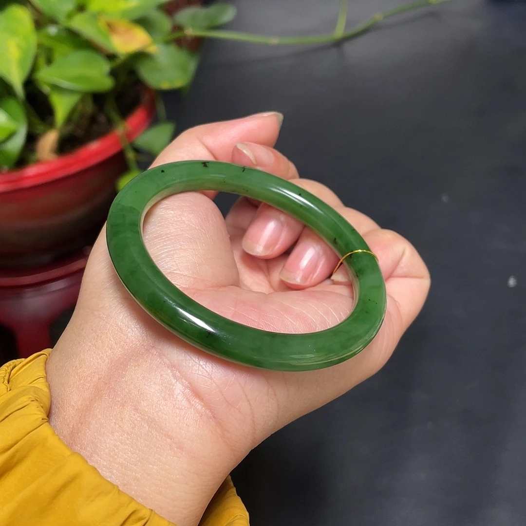 和田玉未镶嵌手镯55