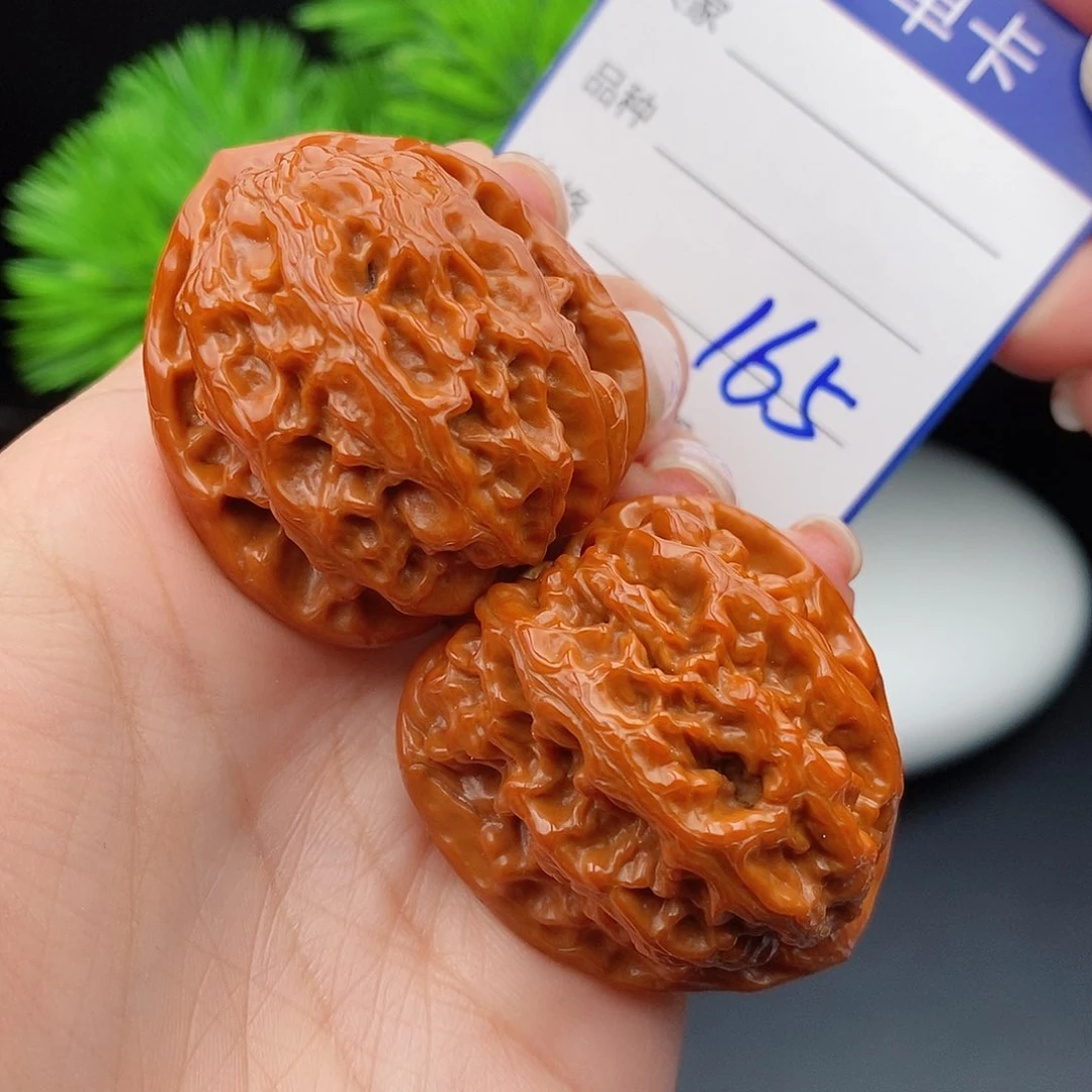 文玩核桃把件37野生大三角165