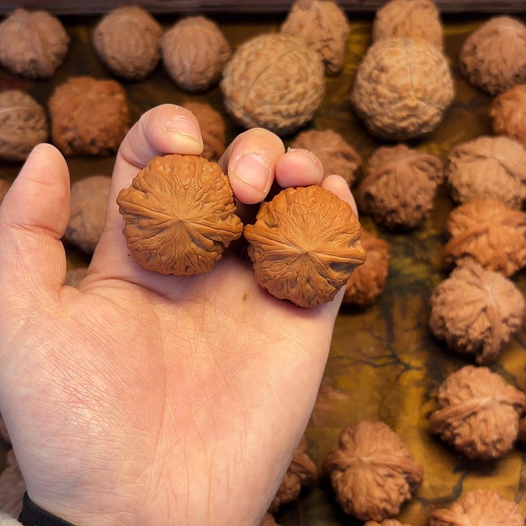 文玩核桃把件铁锤