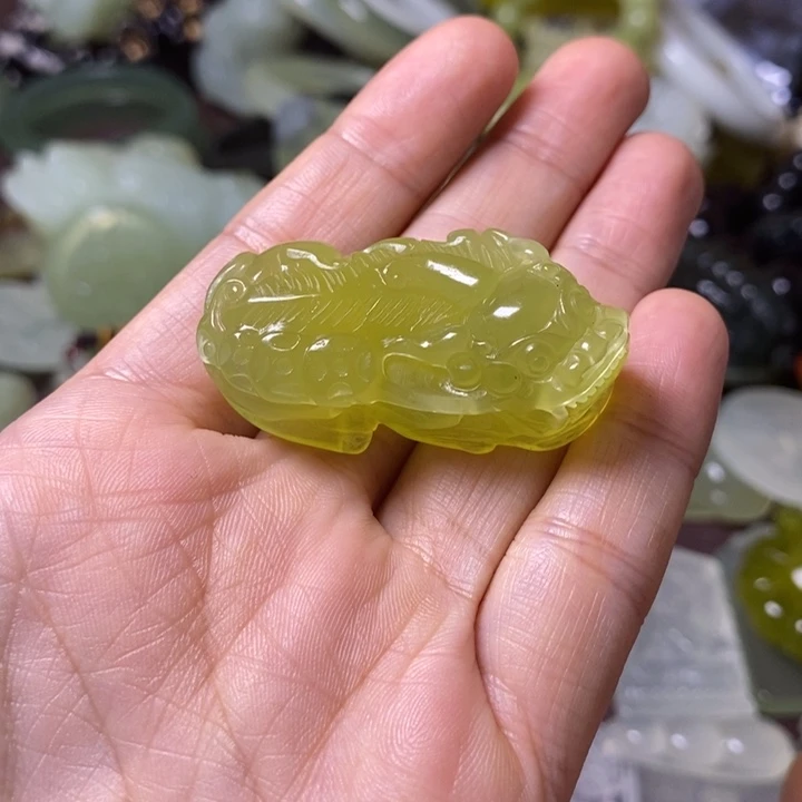 岫玉岫玉颈饰未镶嵌用****1