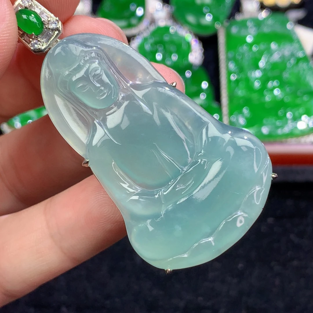 翡翠未镶嵌颈饰翡翠