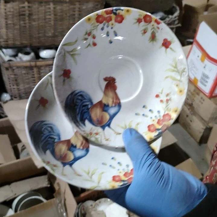 摆件陶瓷盘子碗啥都有