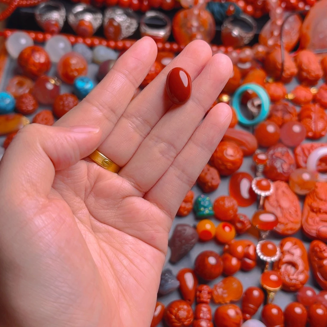 不***手未镶嵌南红玛瑙珠宝奇石