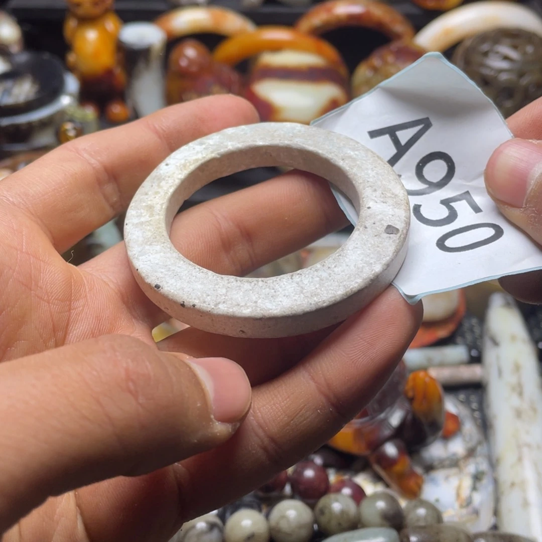 和田玉（糖玉）挂件未镶嵌